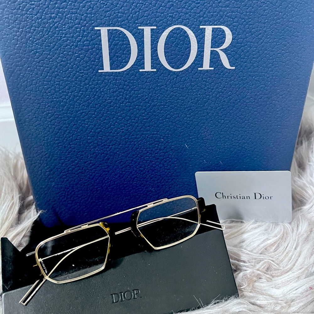DIOR
Chroma2 Gold/Havana Glasses